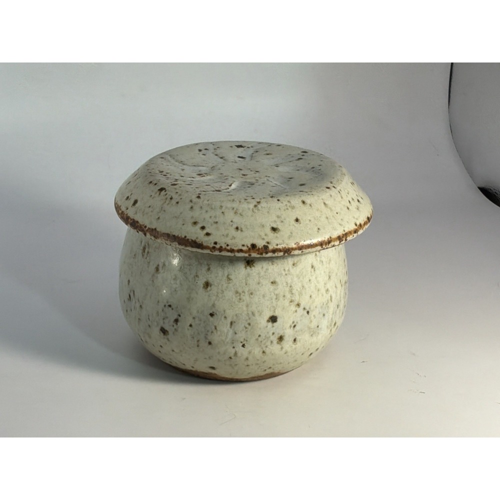 Handmade Butter Keeper Shinto Style Ceramics Milky White With Rust‎ Spots
